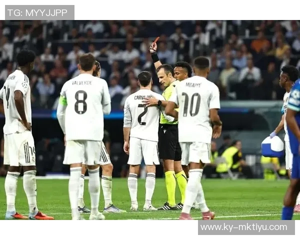 皇马半场领先阿拉木图姆巴佩点球破门维尼修斯错失良机